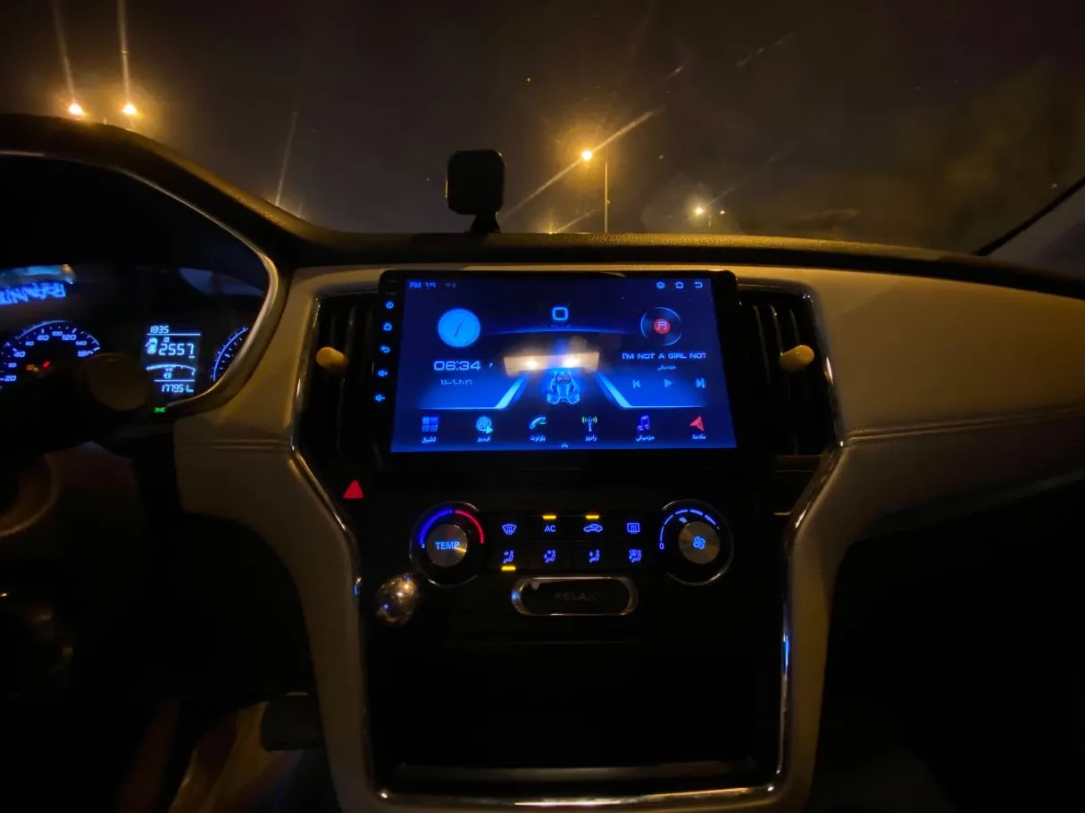 Car image 16