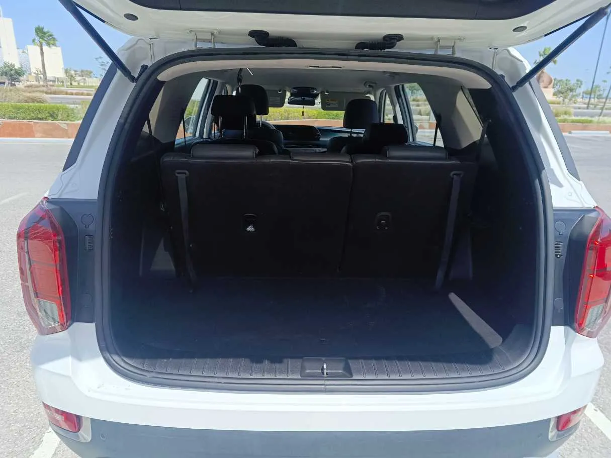 Car image 31
