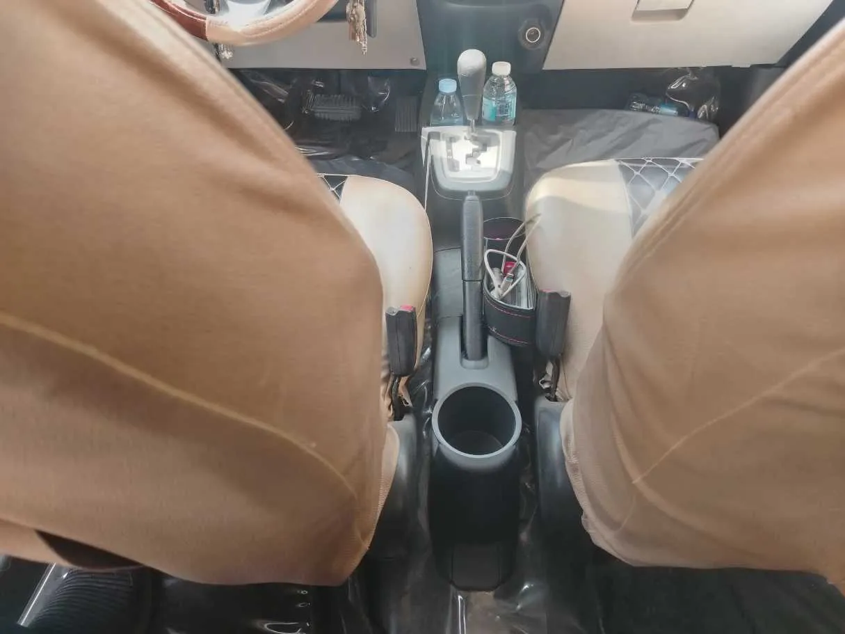 Car image 33
