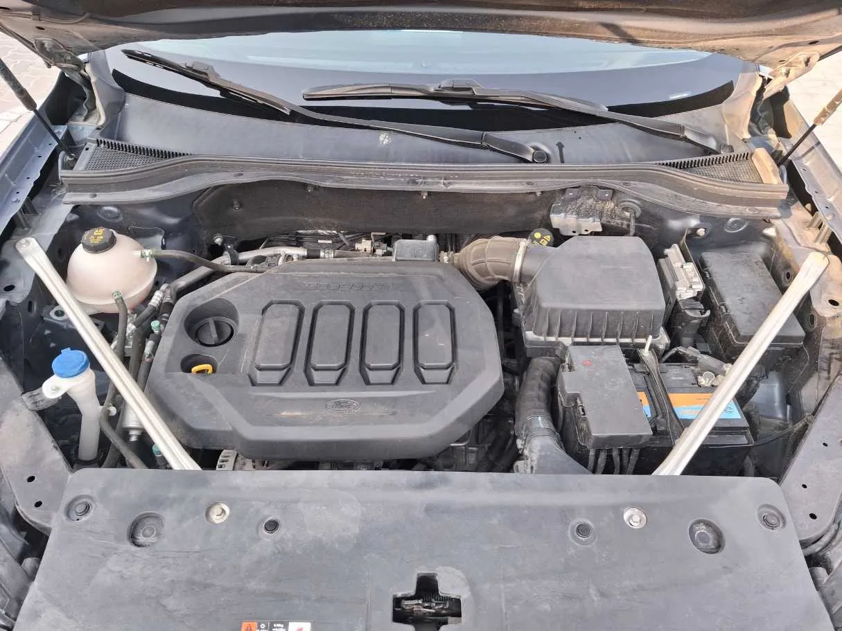 Car image 20