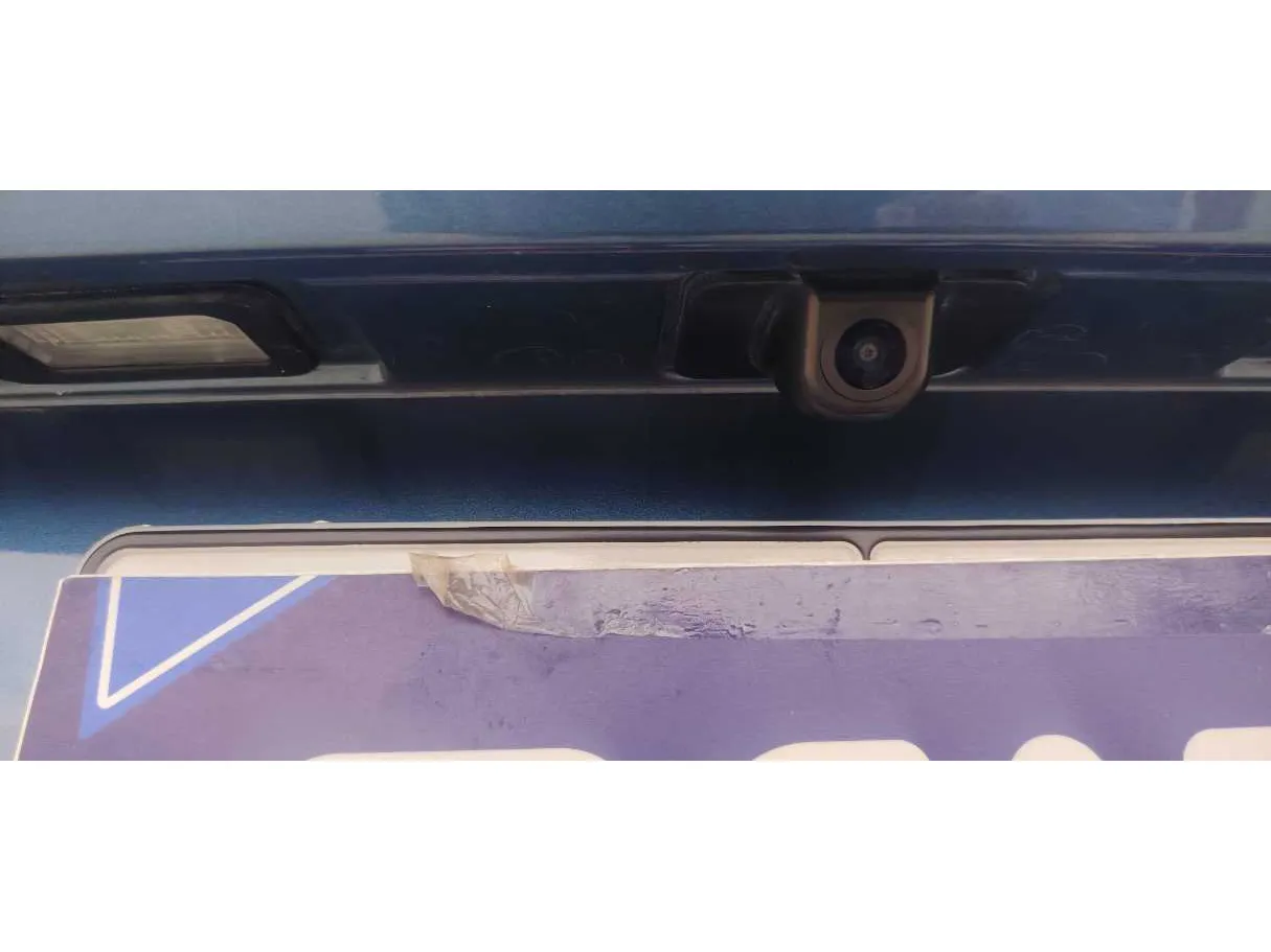 Car image 33