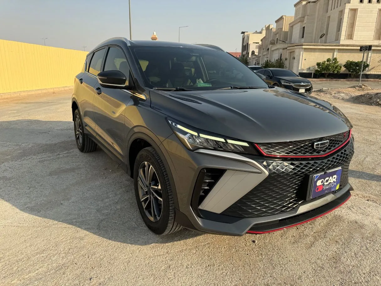 Car image 3
