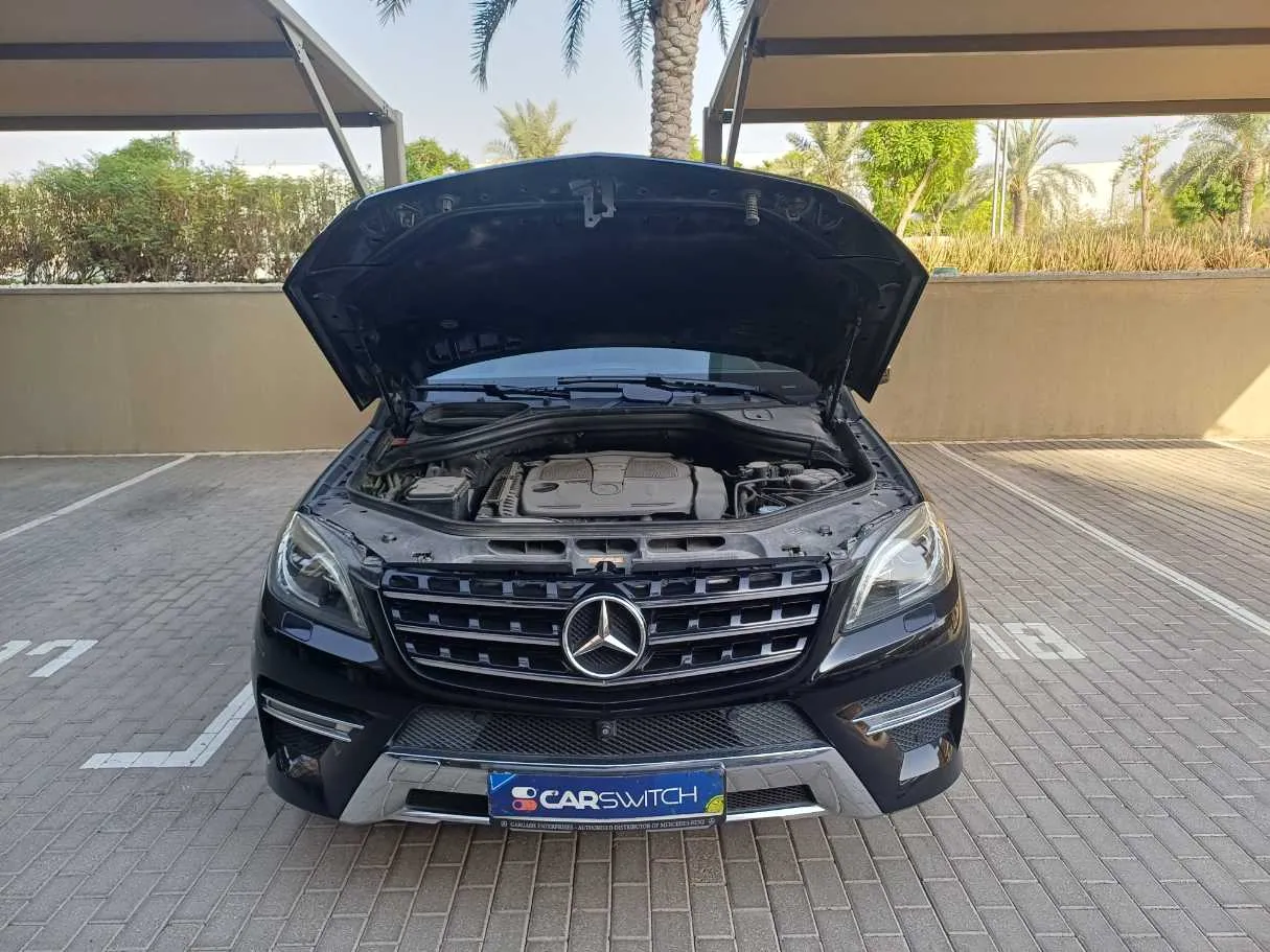 Car image 23
