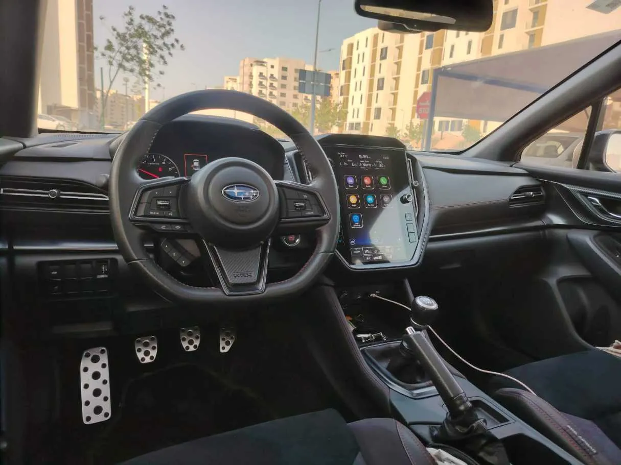 Car image 27