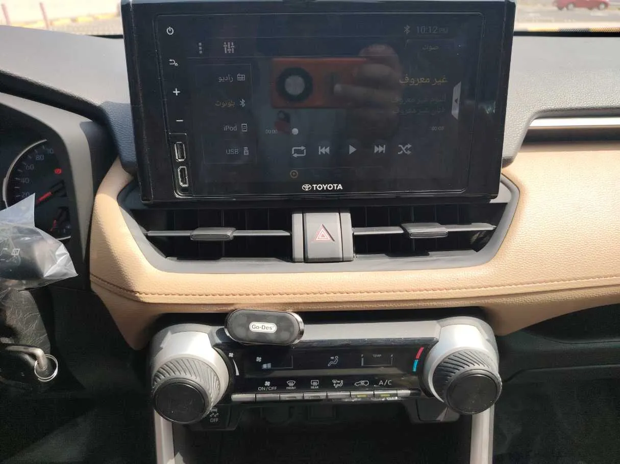 Car image 20