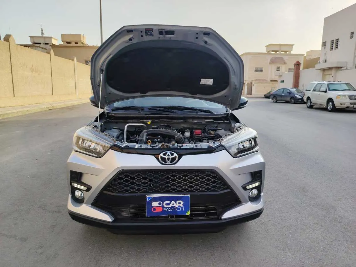 Car image 28