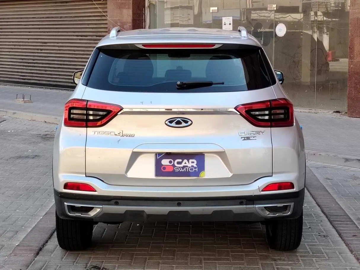 Car image 6