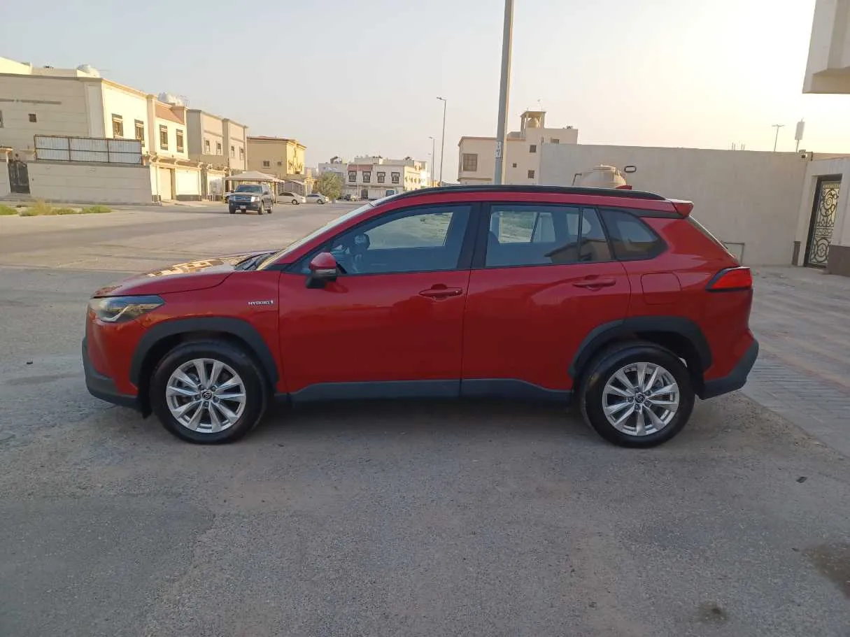 Car image 8