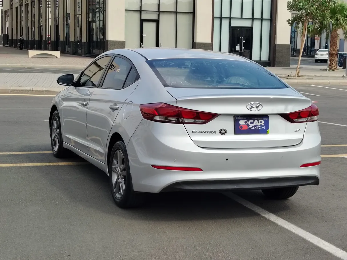 Car image 7