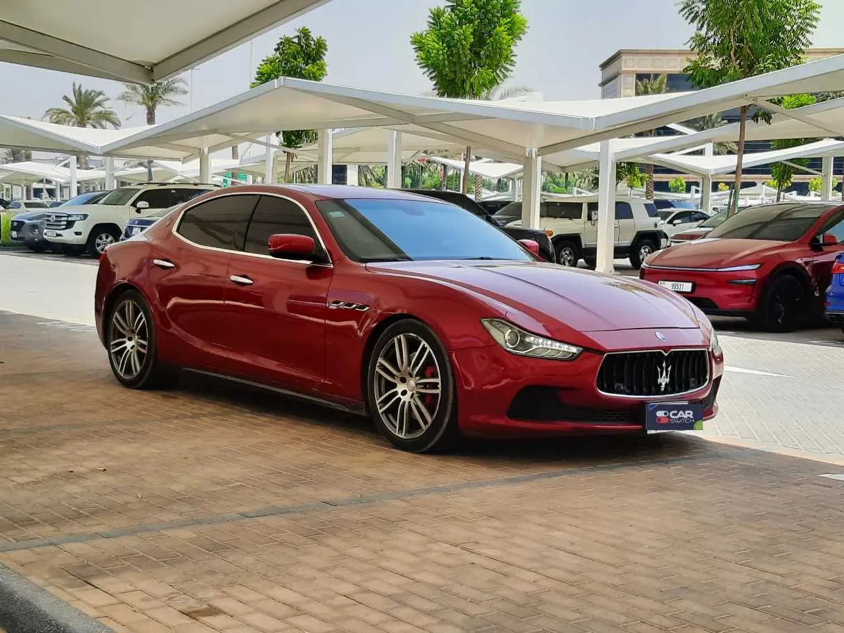 Car image 3