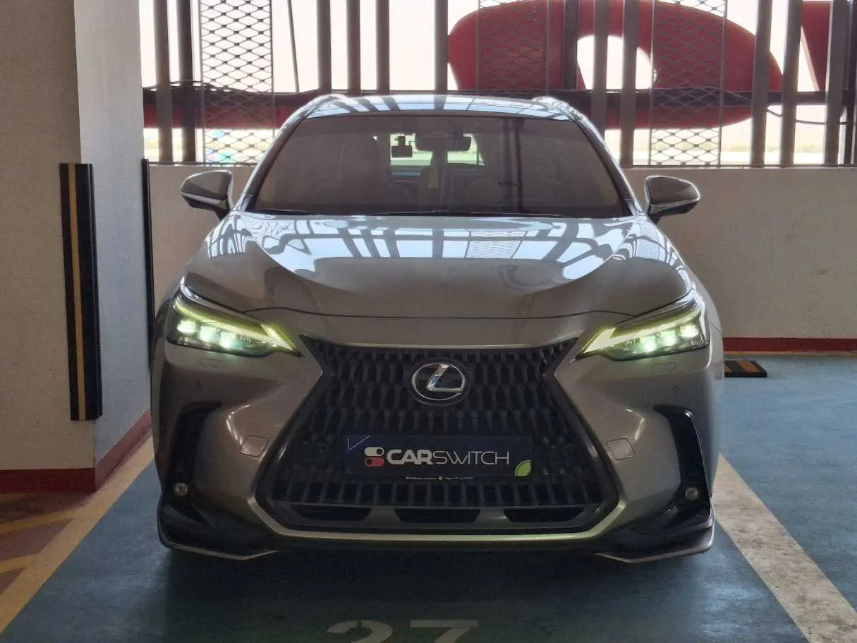 Car image 2