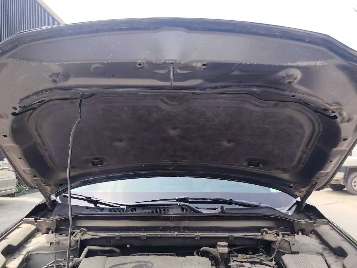 Car image 37