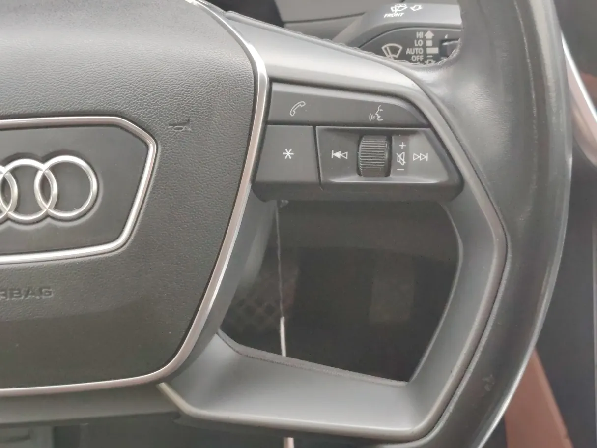 Car image 22