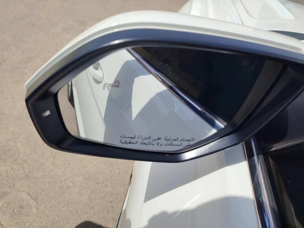 Car image 31