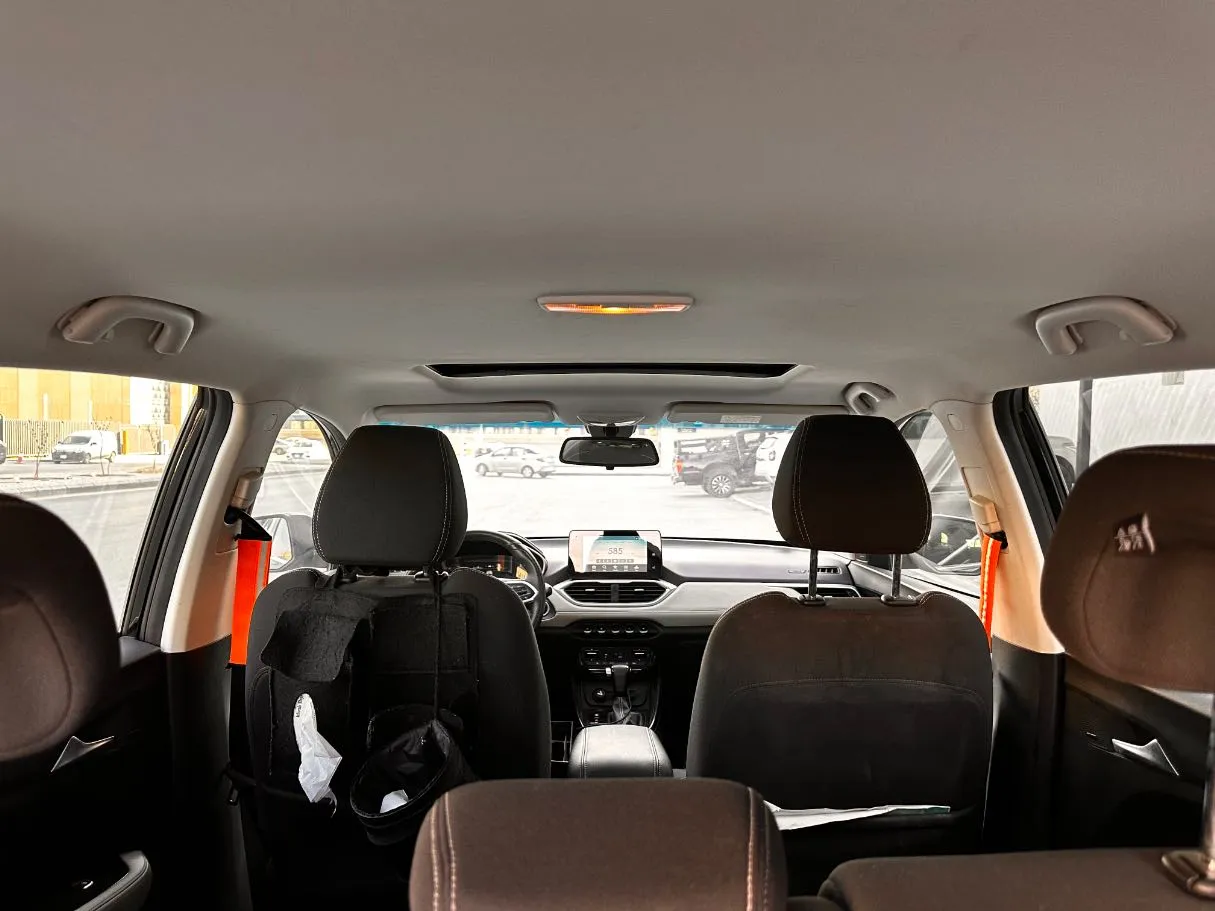 Car image 21