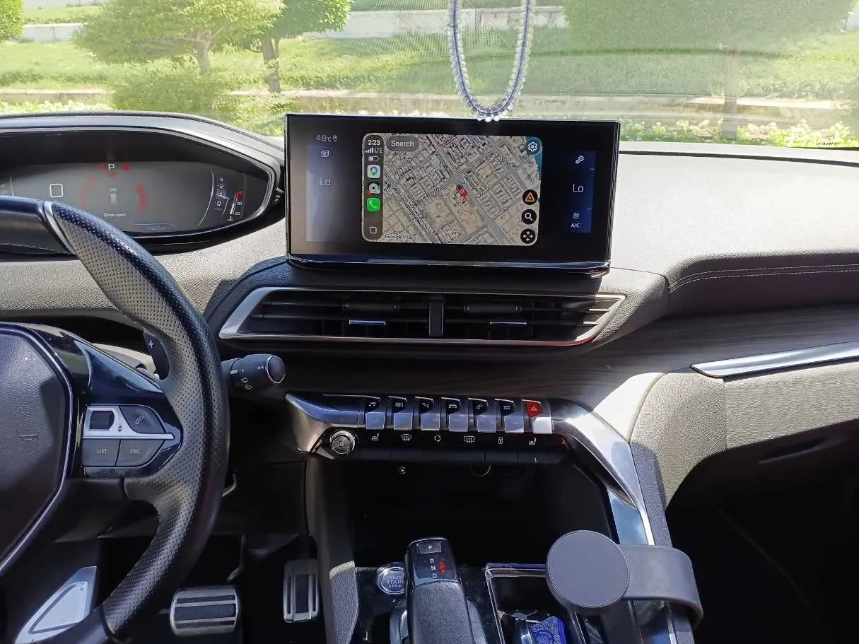 Car image 17