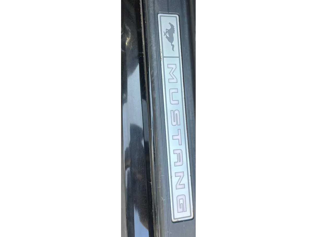 Car image 33