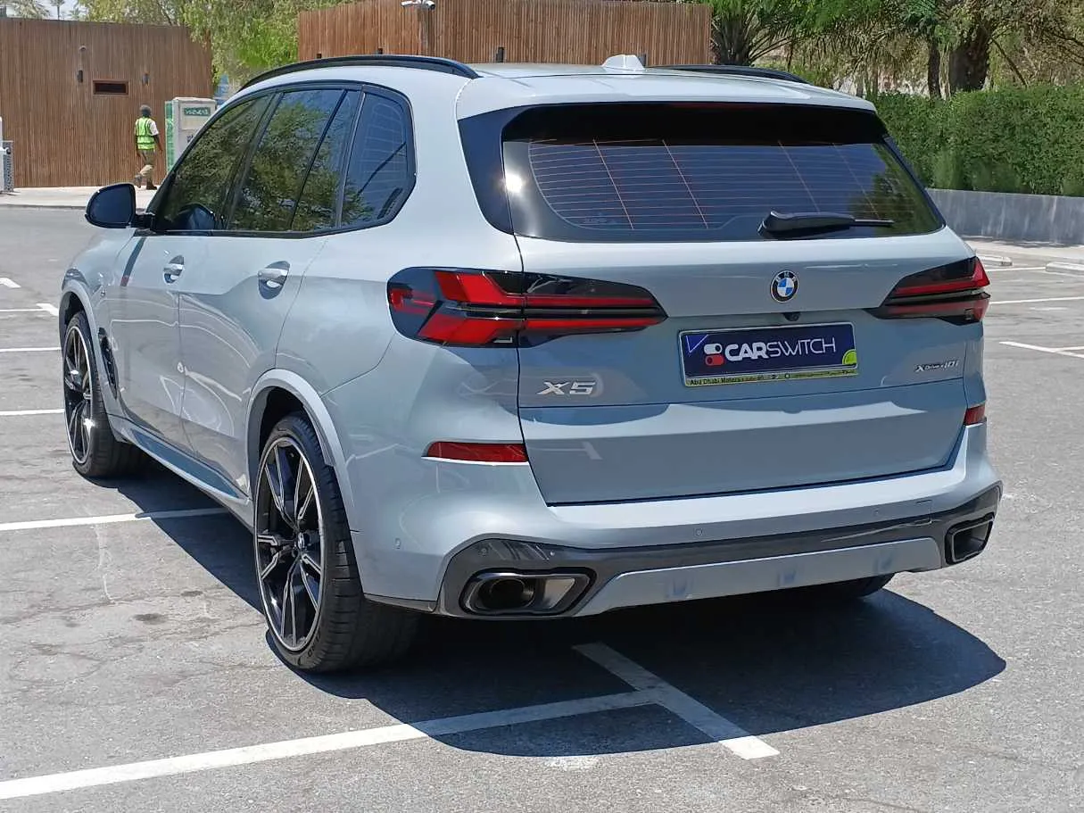 Car image 7