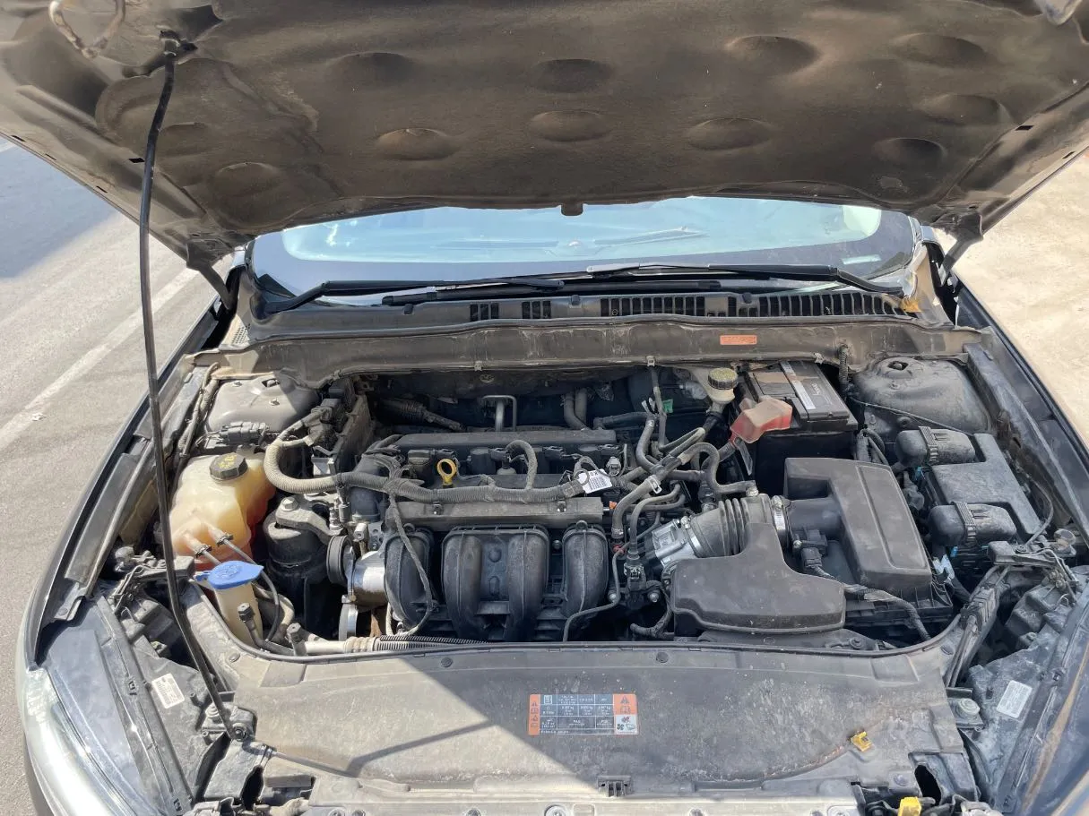 Car image 26
