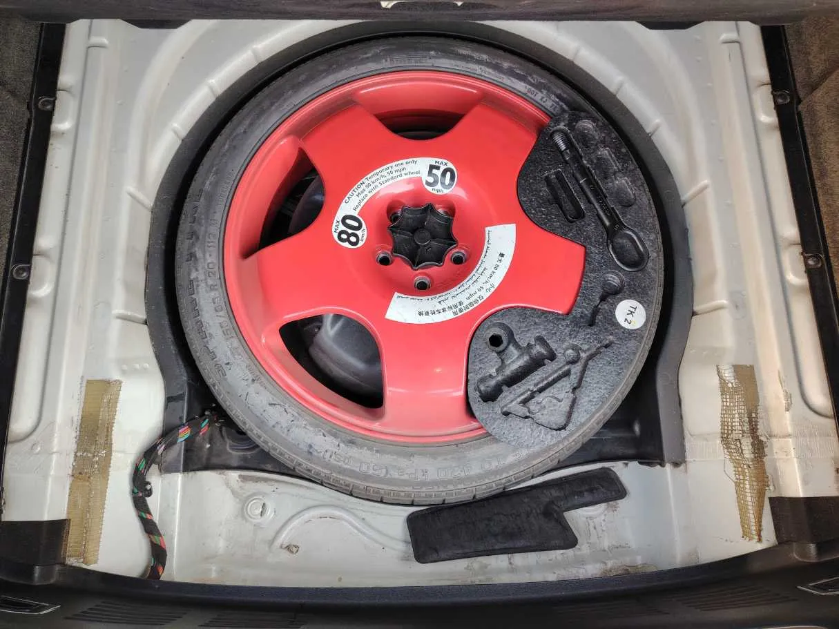 Car image 35