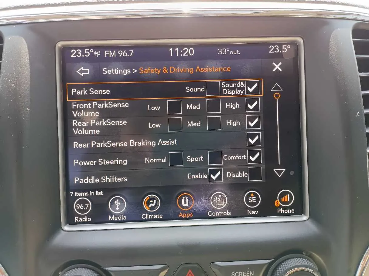 Car image 24