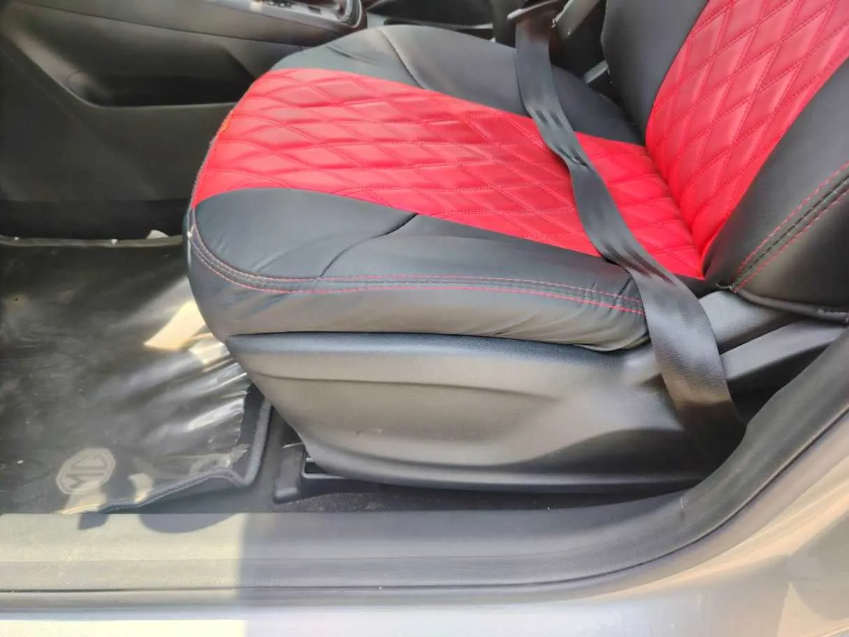 Car image 36
