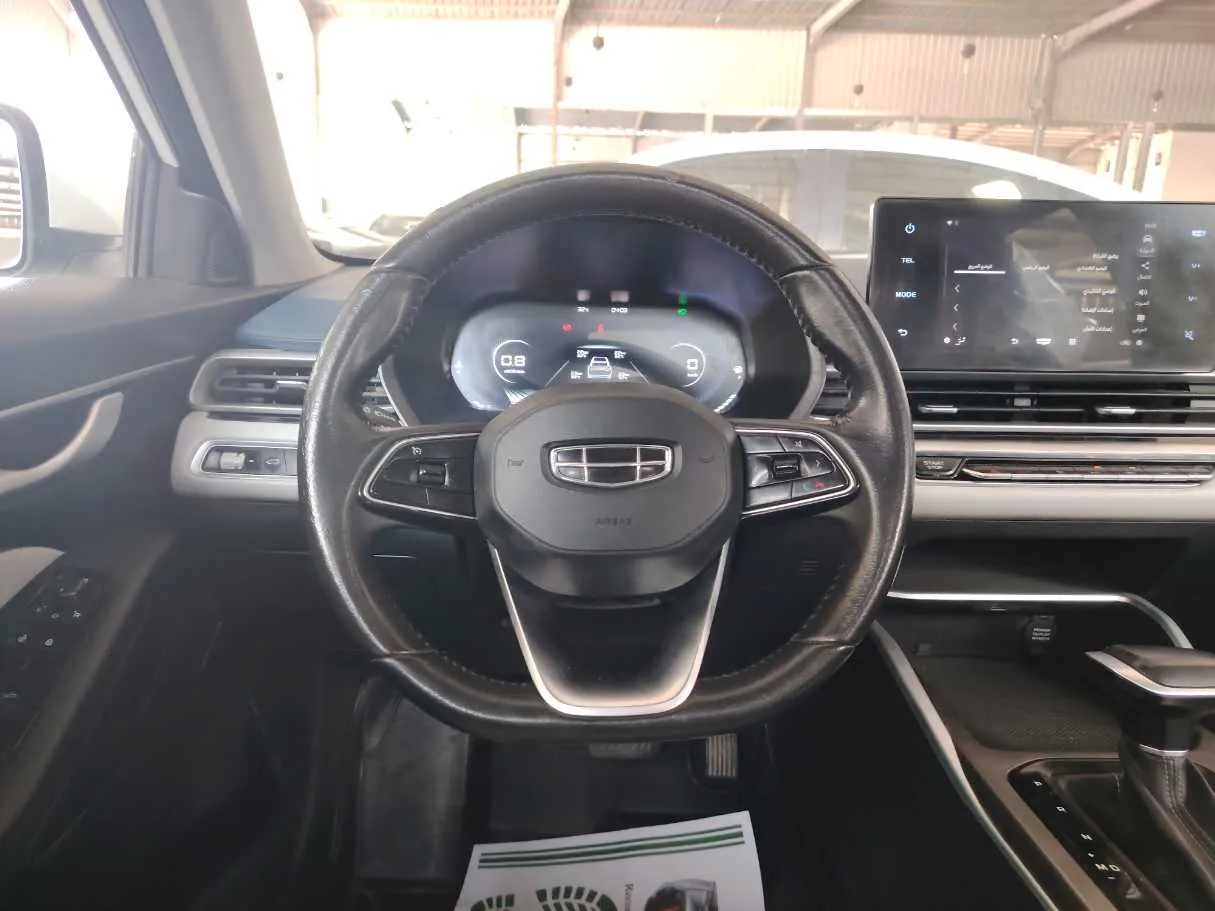 Car image 28