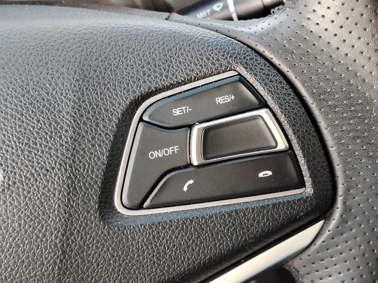 Car image 34