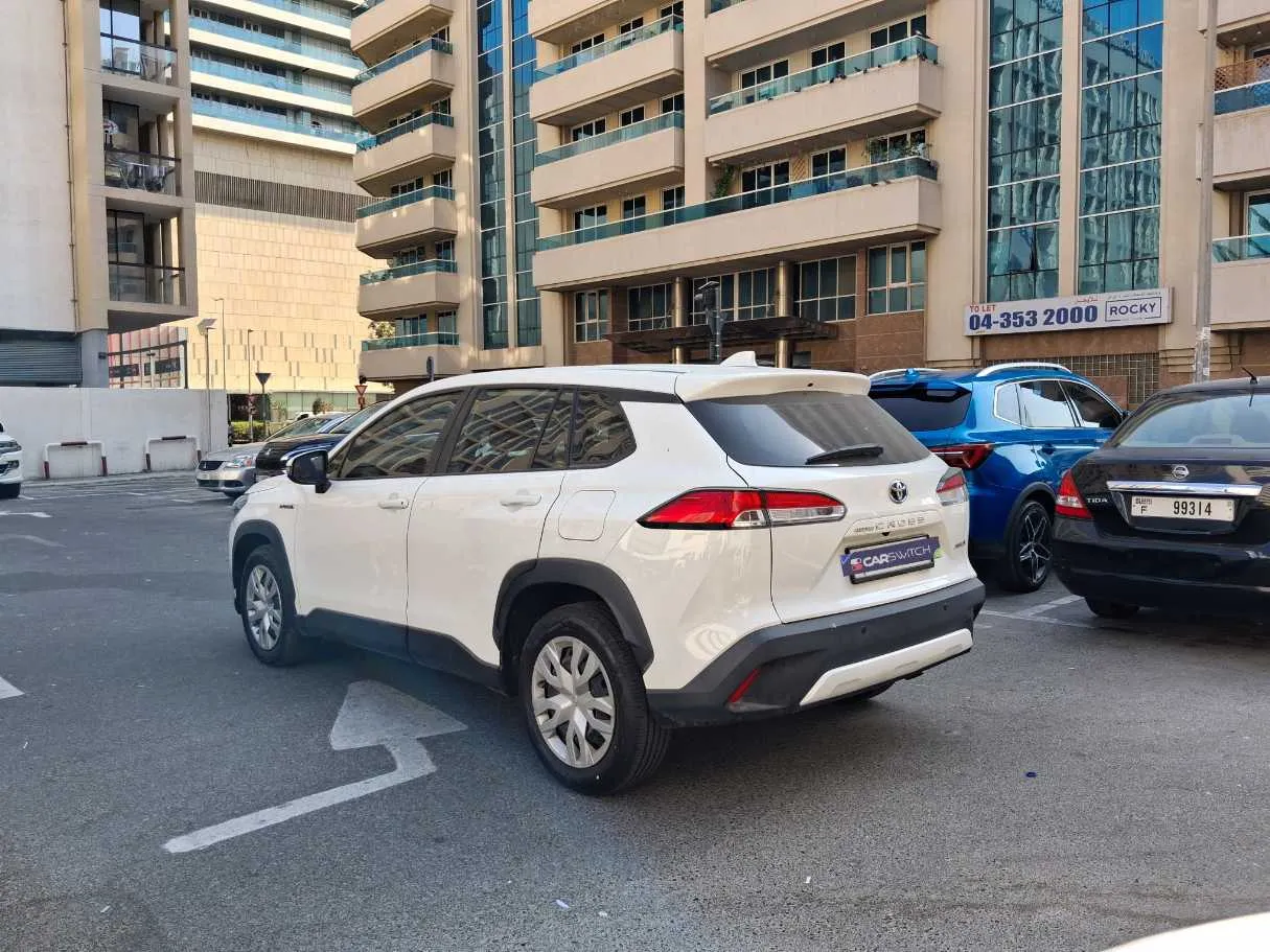 Car image 7