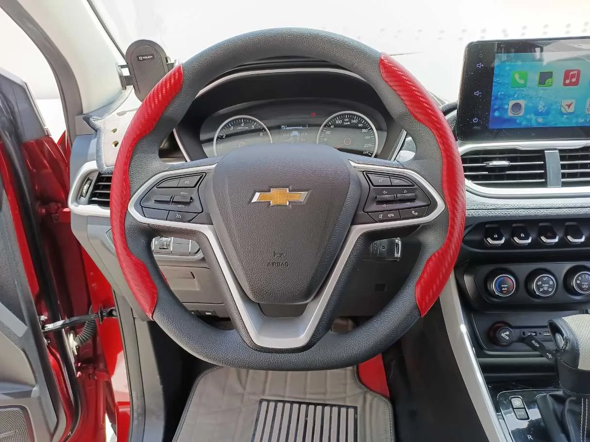 Car image 14