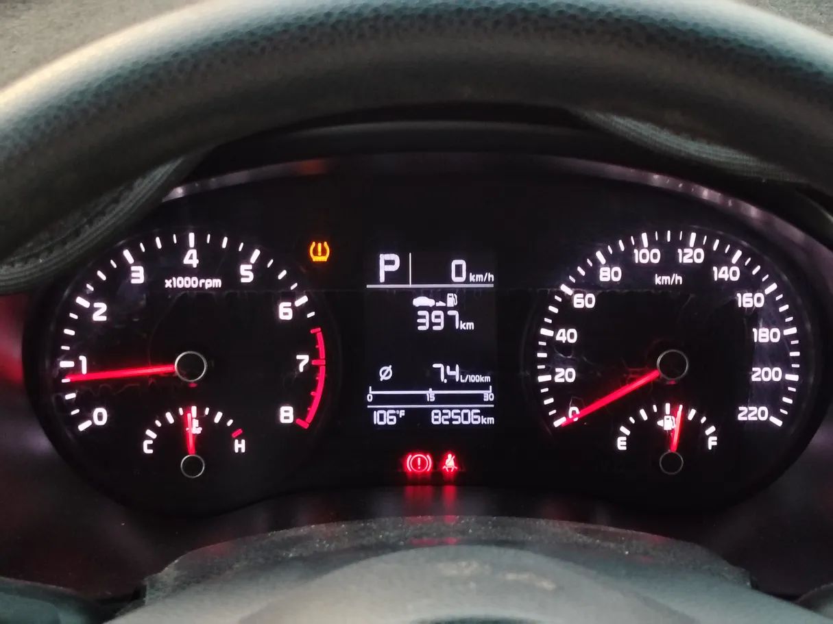 Car image 20