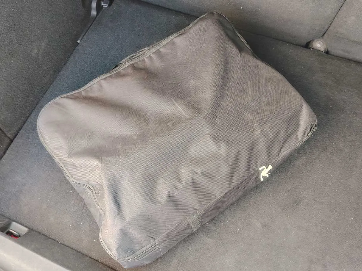 Car image 28