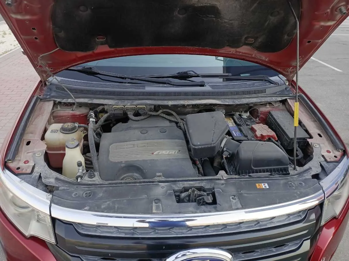 Car image 21