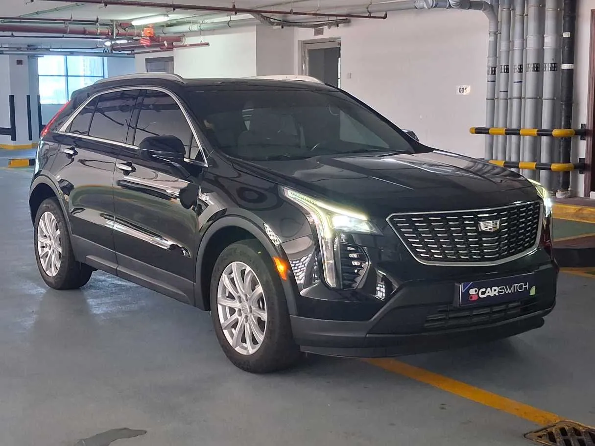 Car image 3