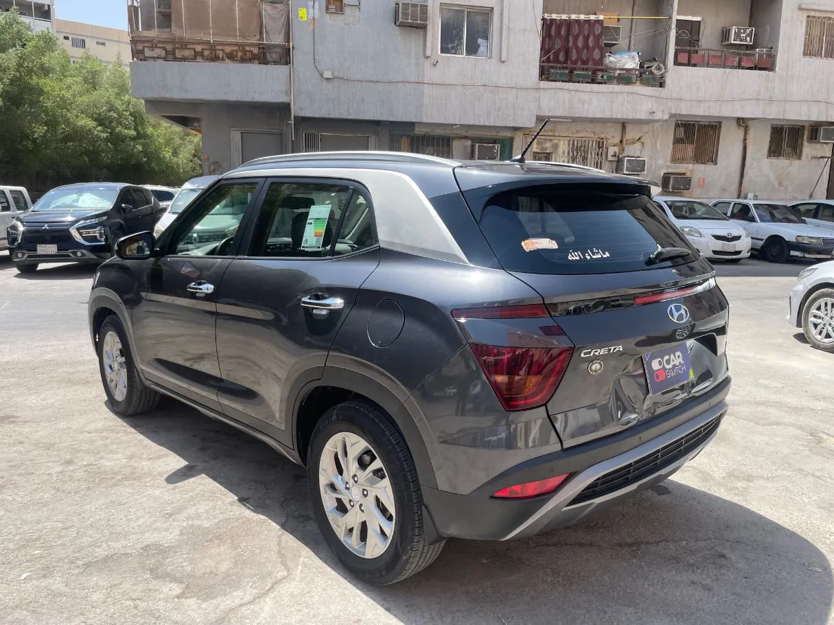 Car image 7