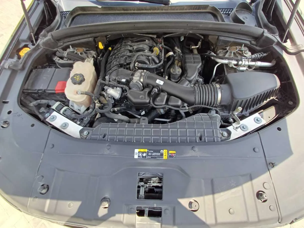 Car image 20