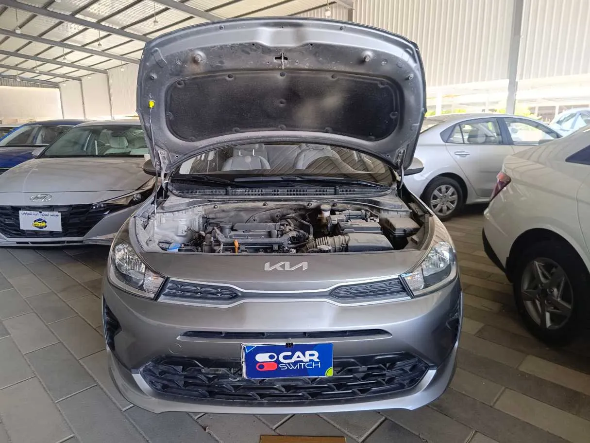 Car image 21