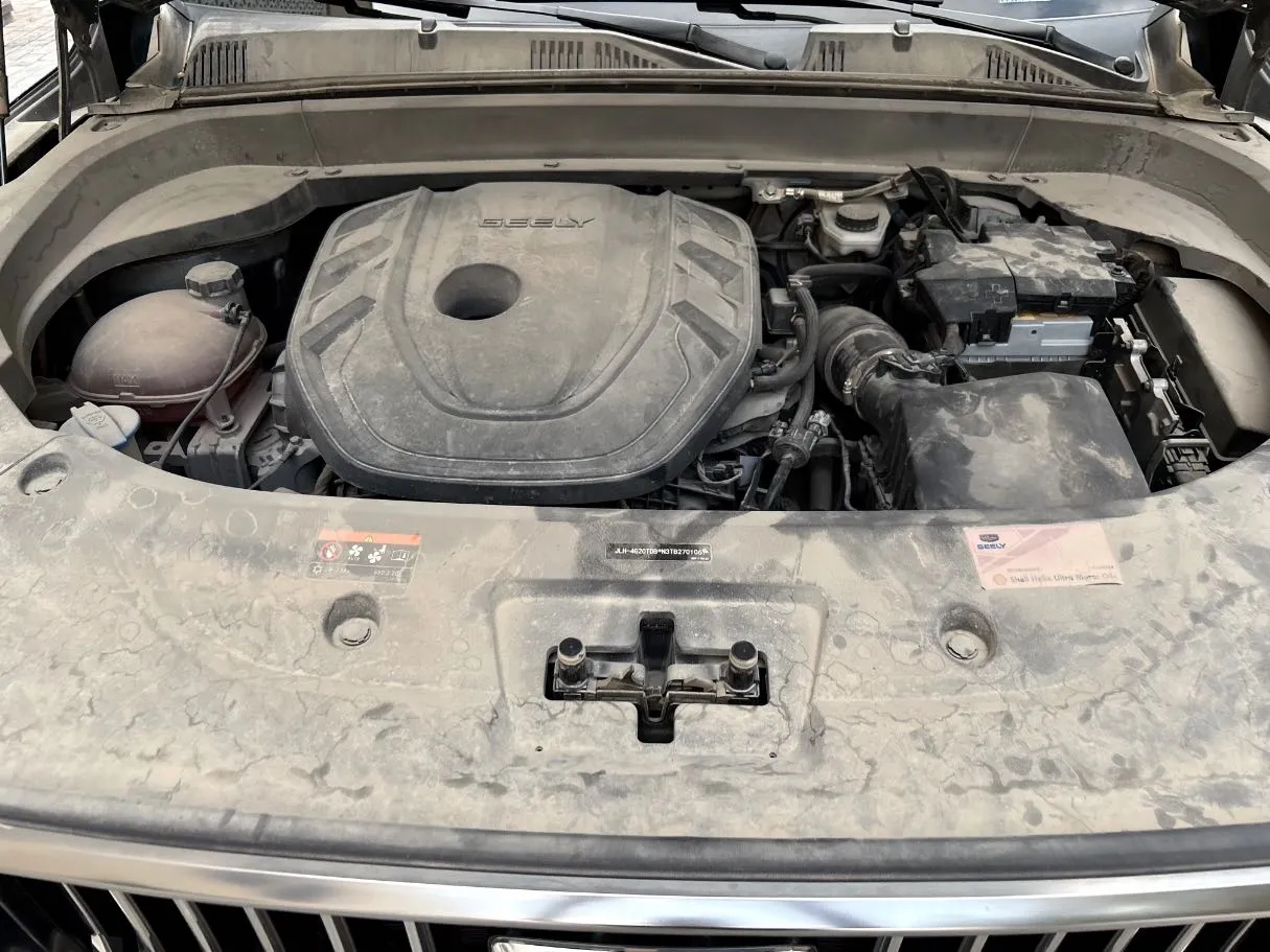 Car image 32