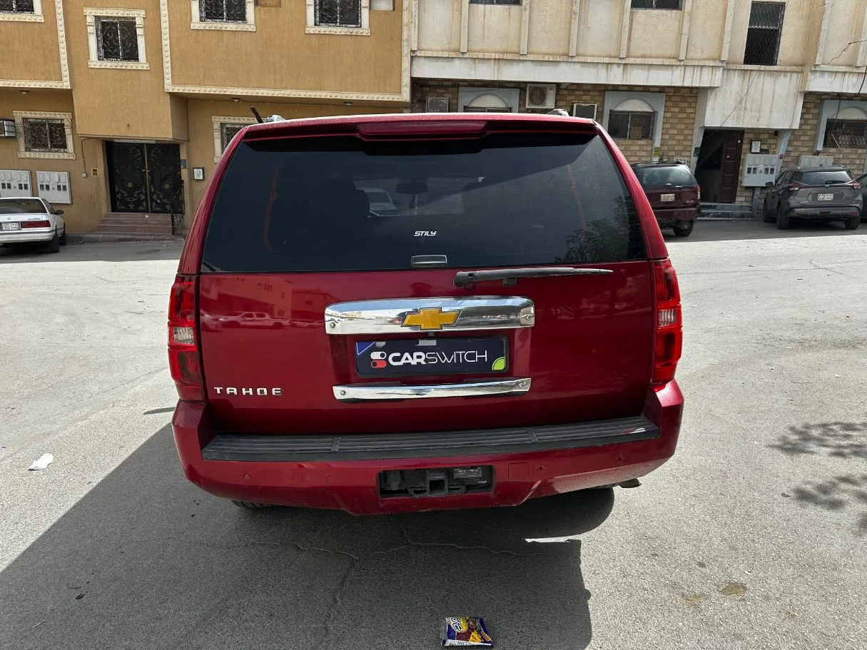 Car image 6