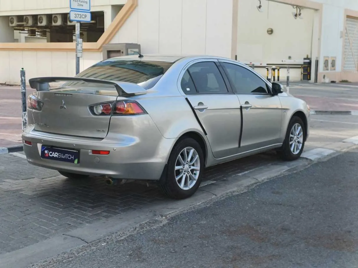 Car image 5