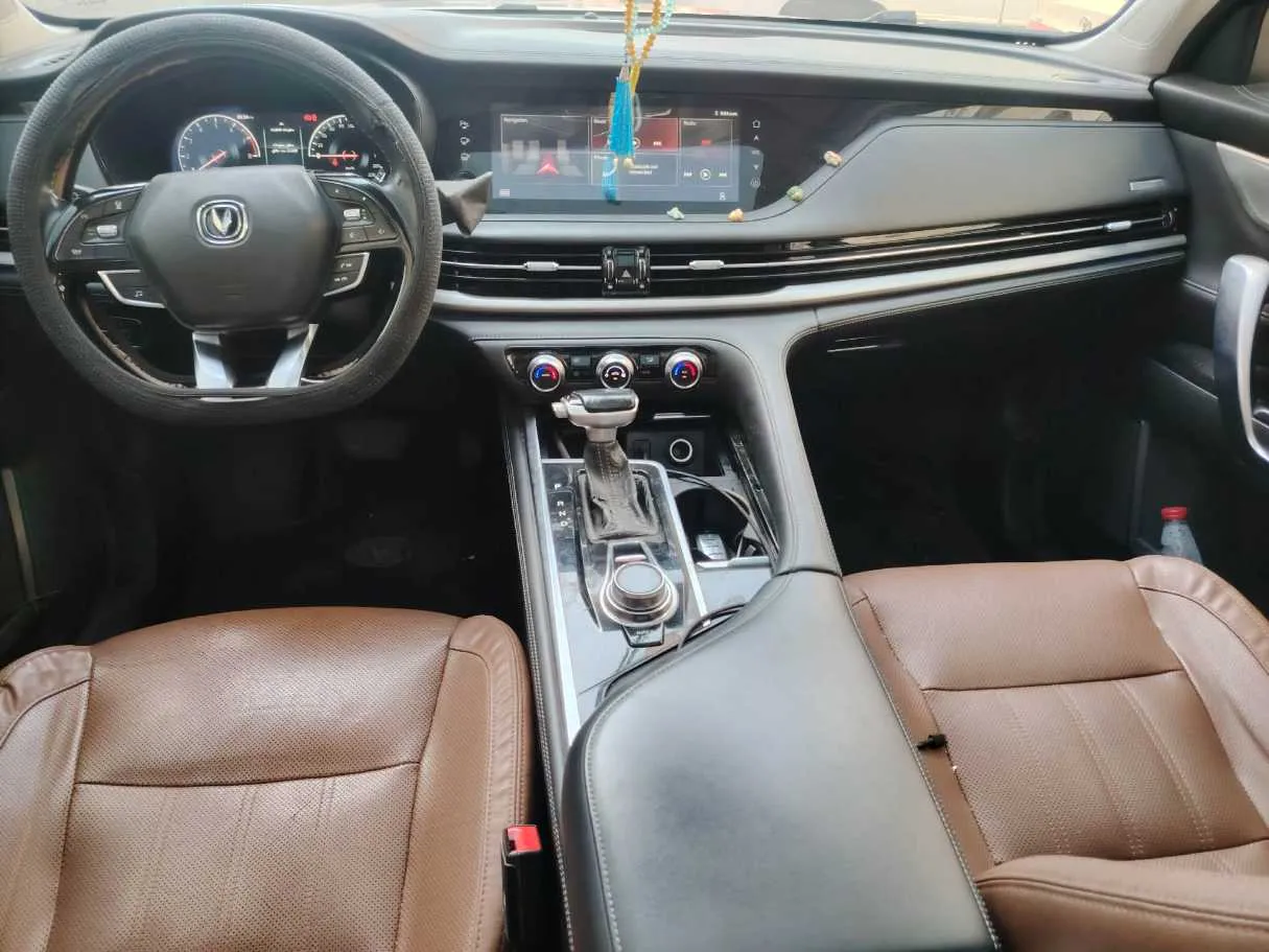 Car image 23
