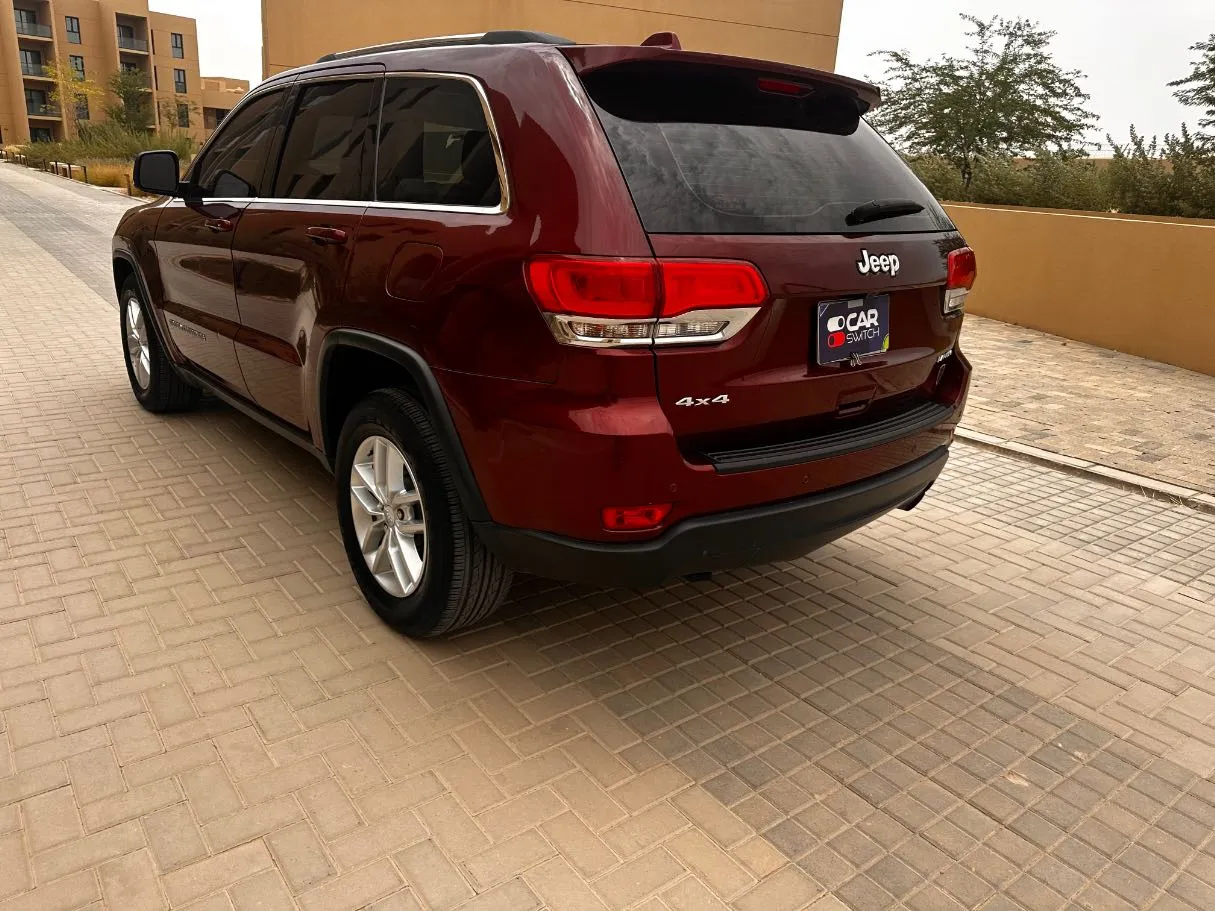 Car image 7