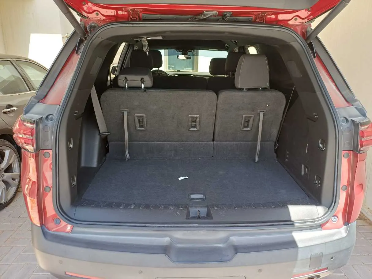 Car image 20