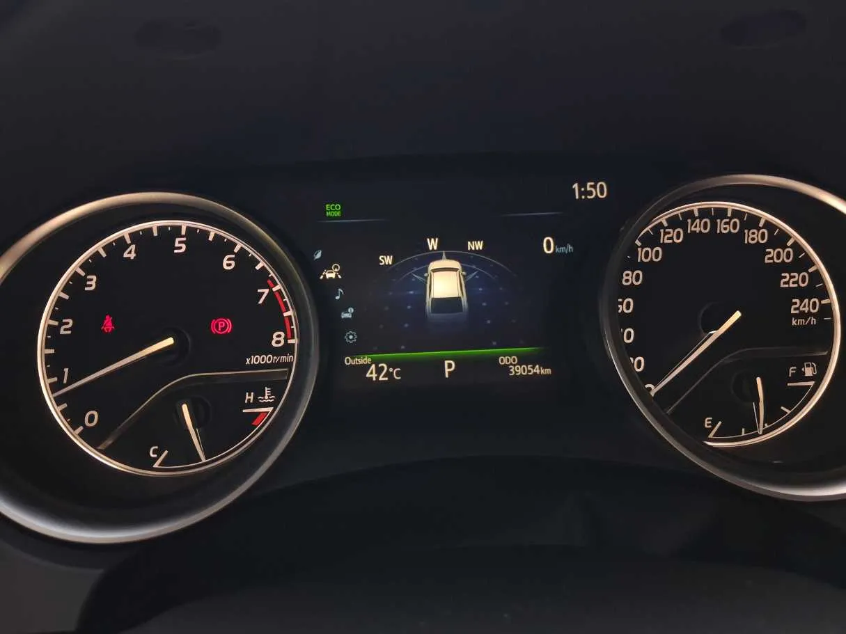 Car image 18