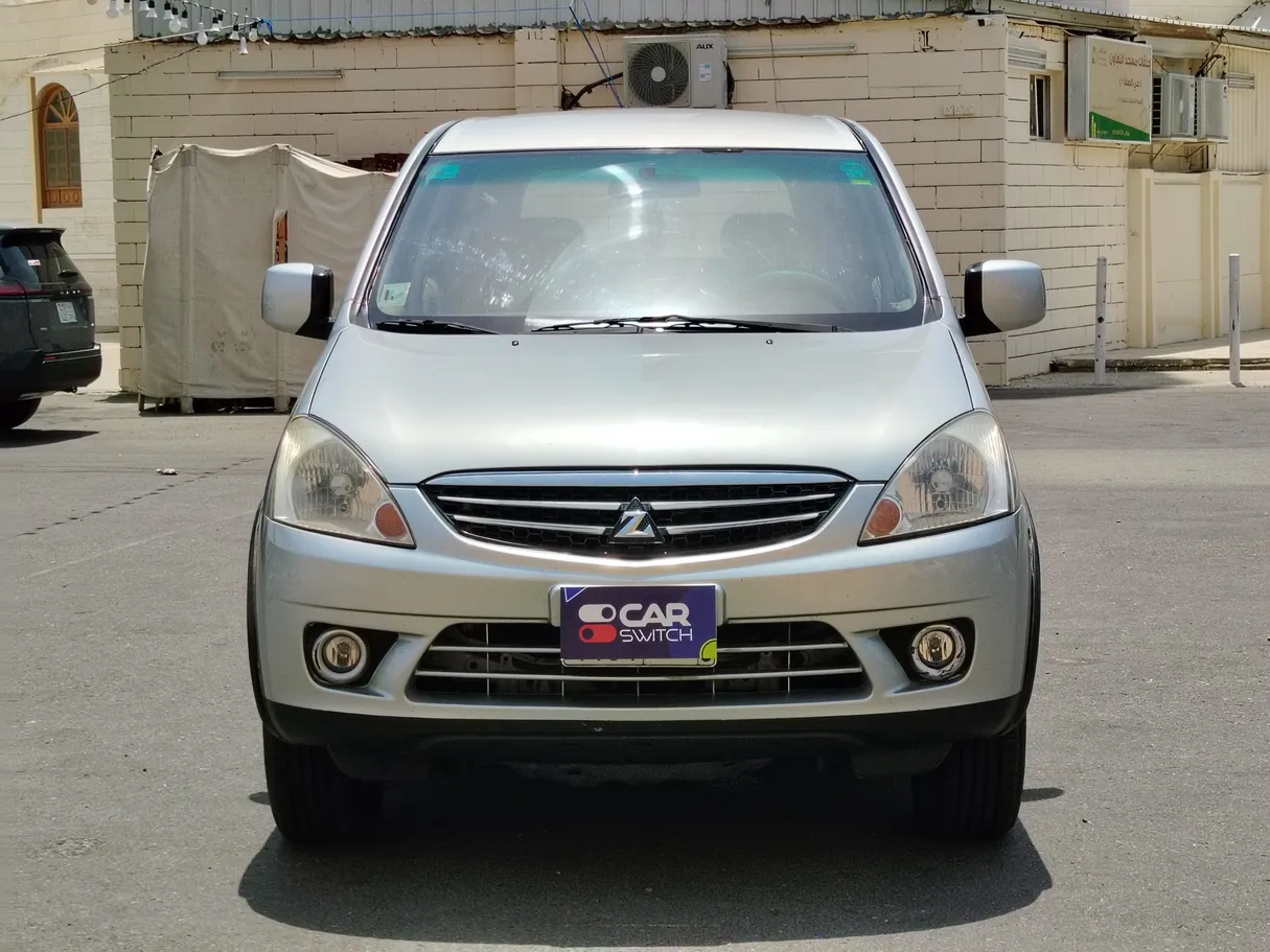 Car image 2