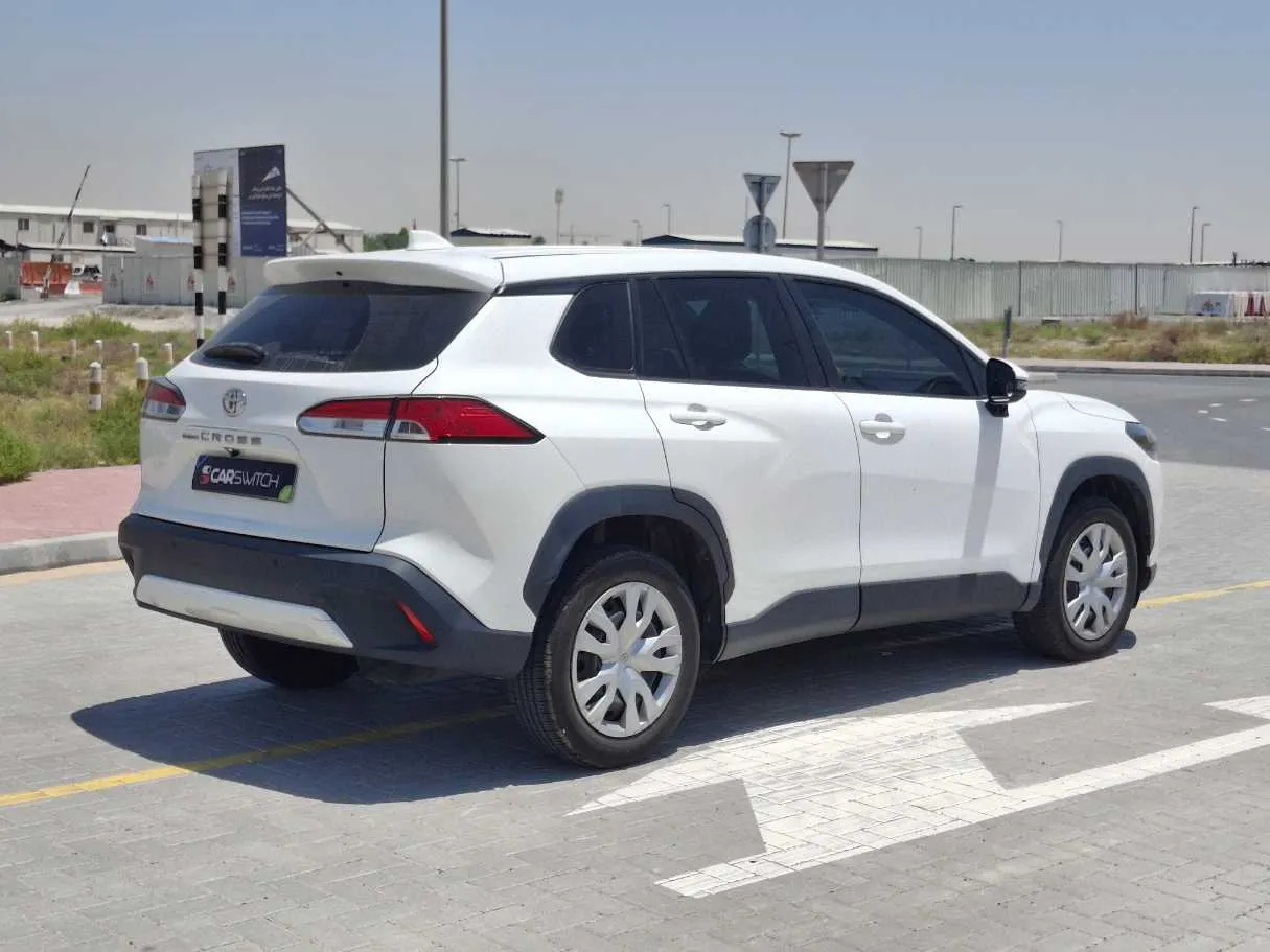 Car image 5