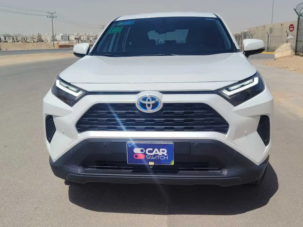 Car image 2