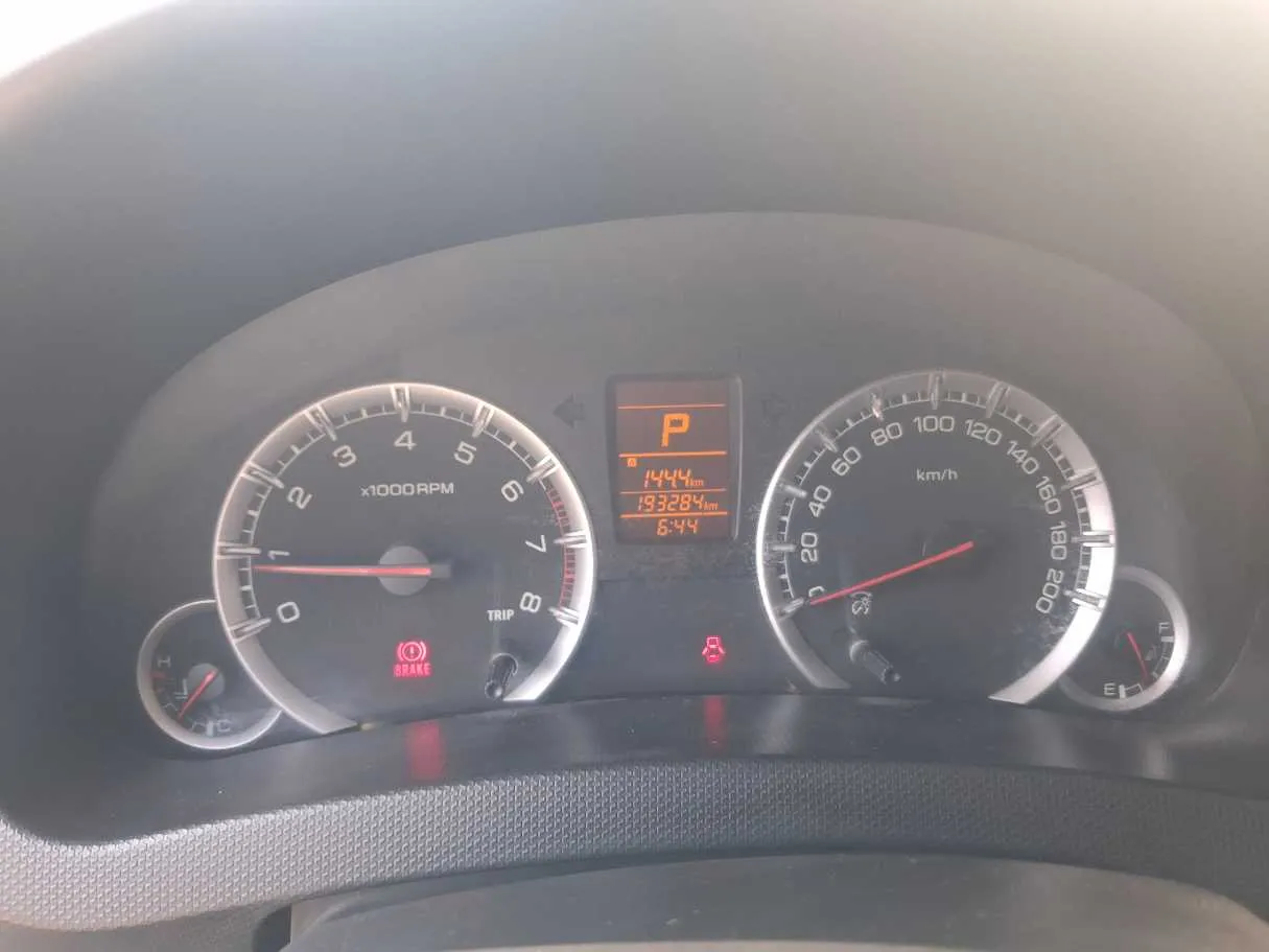 Car image 19