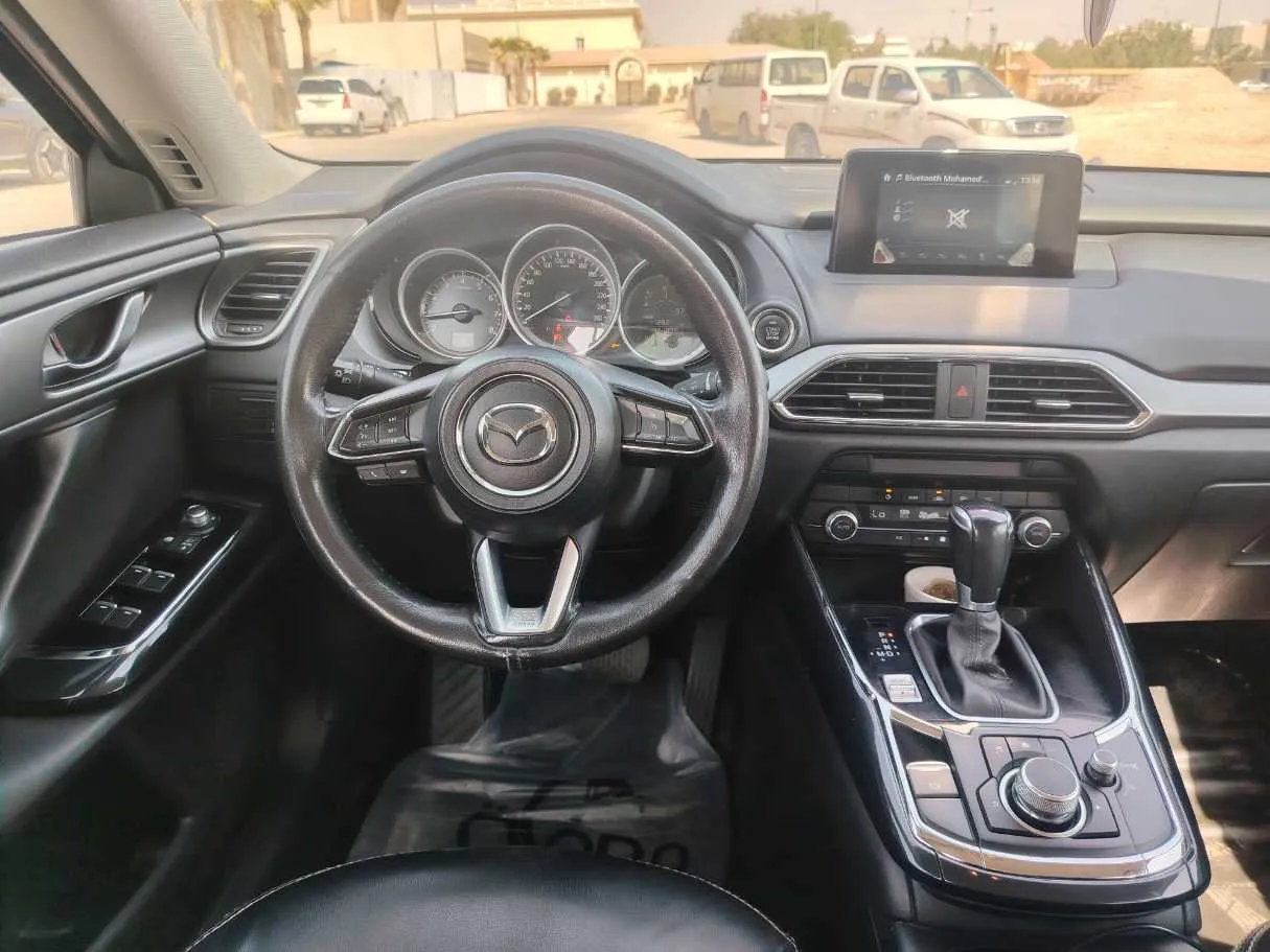 Car image 23