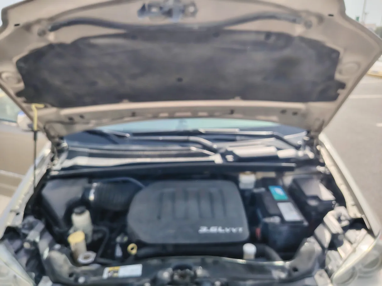 Car image 36